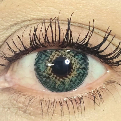 Spring Leaf cosmetic coloured contact lens worn on the eye (zero power)